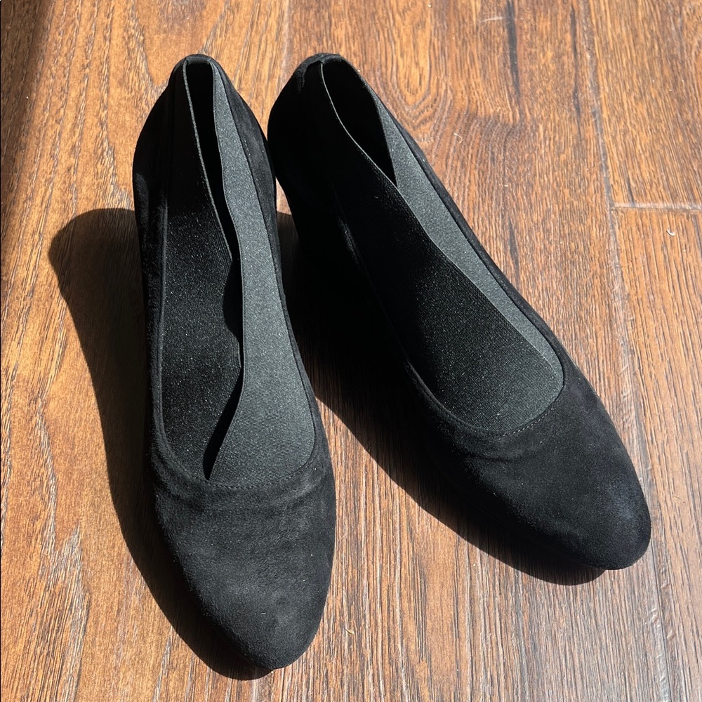 Classic Black Women's Loafers